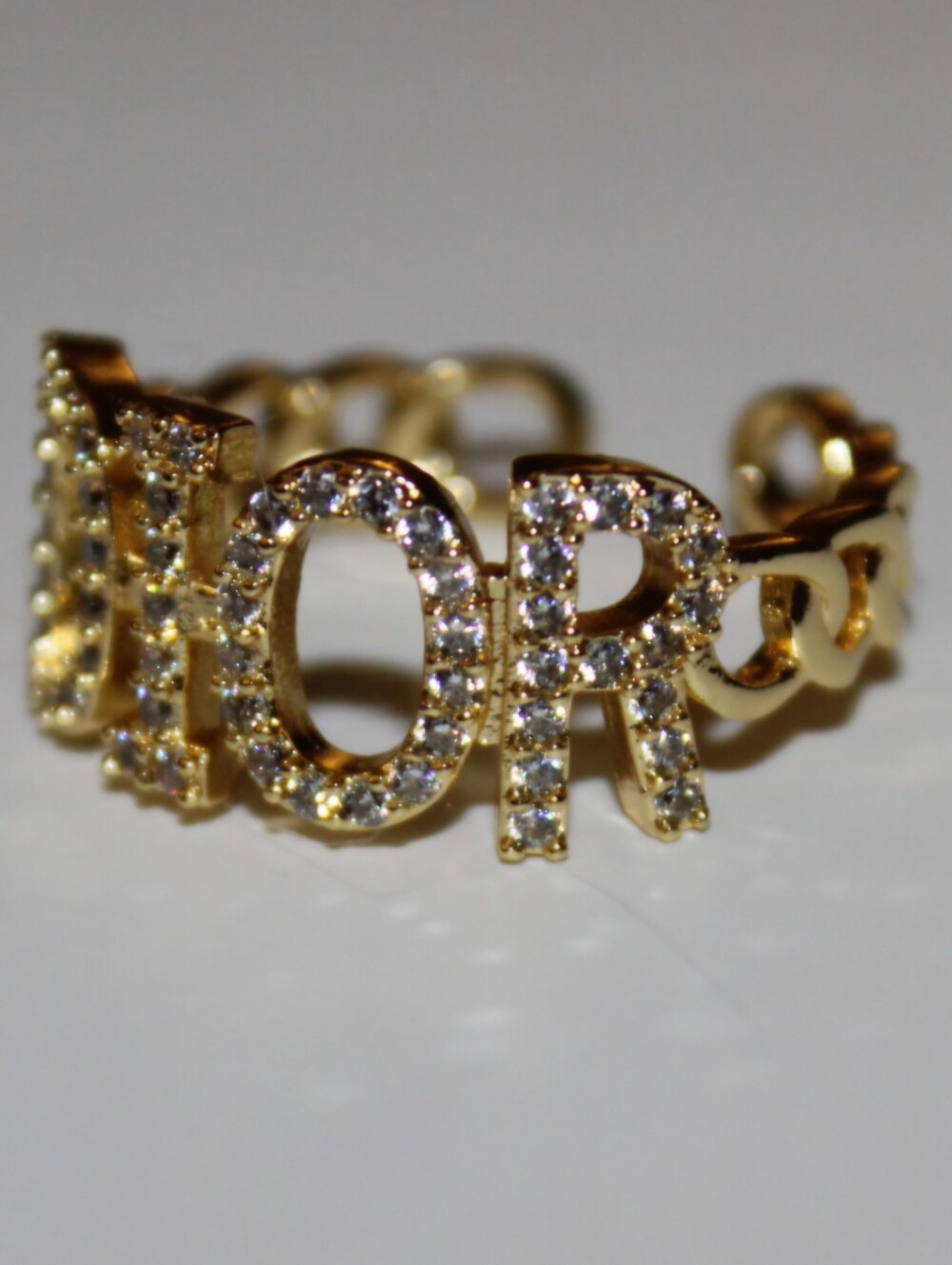 Aura Monogram Ring - Golden Aura - Picture 5 of 7